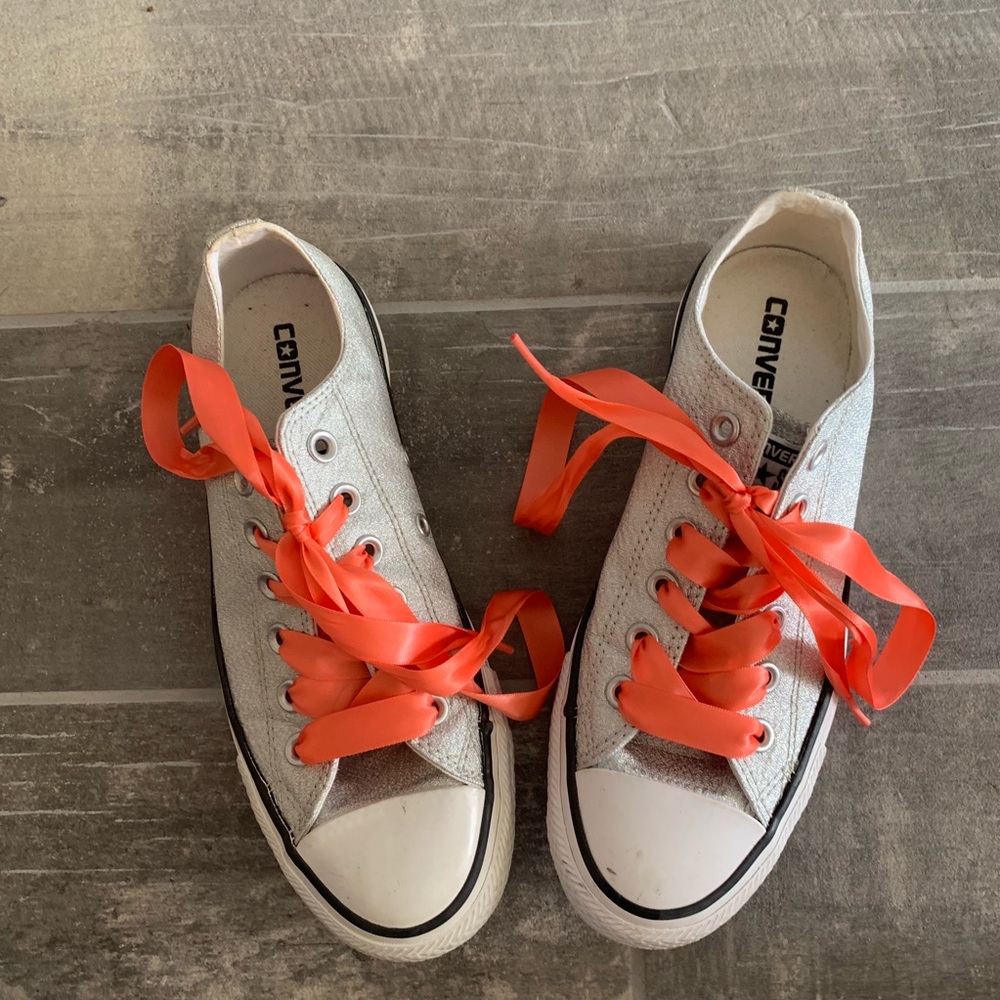 Women’s Converse
